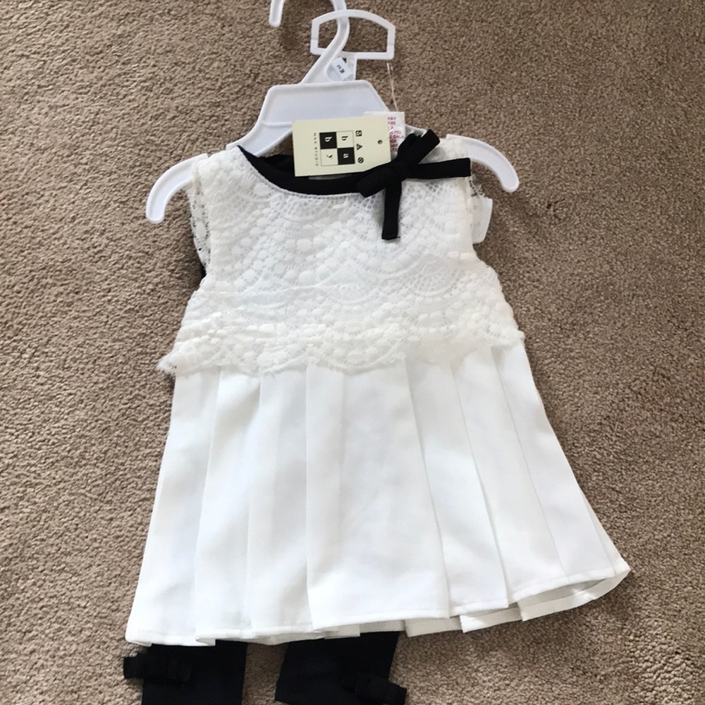 Max studio baby 0-3month dress and leggings